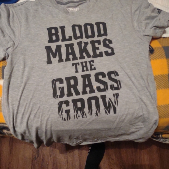 Addidas t-shirt - Picture 1 of 1